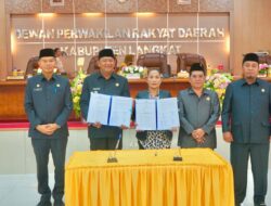 Syah Afandin Hadiri Paripurna KUPA Dan PPAS P APDB Langkat