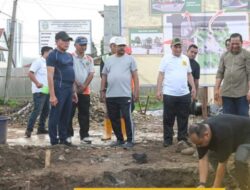 Gubsu Meletakkan Batu Pertama Pembangunan Alun- Alun Kota P.Sidimpuan
