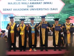 Sekjen Kemenkumham Terima Doktor Honoris Causa dari UNESA