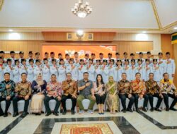 Bobby Berpesan Kepada Paskibraka Kota Medan