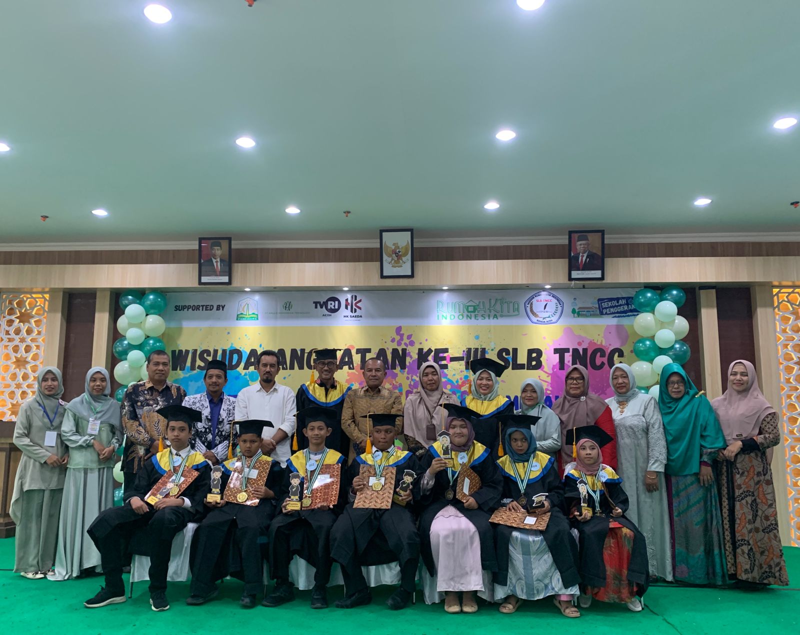  SLB TNCC menggelar wisuda angkatan ke -3 berlangsung di Aula Dinas Syariat Islam (DSI) Banda Aceh, Sabtu (26/08/23). (Foto:T.Mansursyah)