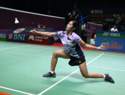 Ester Ikuti Jejak Komang, Tommy Melangkah