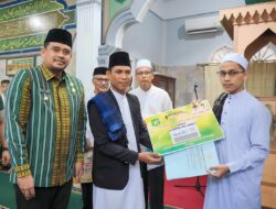 Bobby dan PPD Gotong Royong Bantu Dana Pembangunan Menara Masjid Nurul Huda