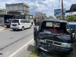 Kecelakaan Mobil Pick Up  Vs Sepeda Motor Pelajar Luka Berat 
