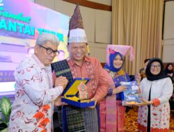 Wali Kota Dan Ketua Dekranasda Hadiri Pisah Sambut Danrem 022/Pantai Timur