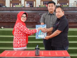 Seluruh Fraksi DPRD Pematangsiiantar Setuju Ranperda P-APBD