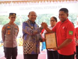 Peringati HUT Ke-78, Syah Afandin Terima Penghargaan Pembina PMI Langkat