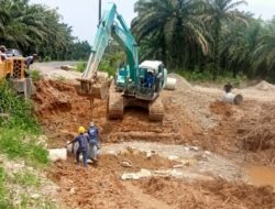 Mulai Diperbaiki Jembatan Jebol Sinunukan-Batahan