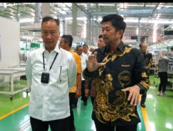 Menteri Perindustrian RI Kunjungi Pabrik AC Sharp Indonesia