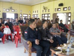 Para peserta sedang serius mengikuti kegiatan sosialisasi Pencegahan dan Penyalahgunaan Narkoba, yang berlangsung di Aula Kantor Camat Montasik, Aceh Besar, Kamis (7/9). (Foto: Zafrullah)
