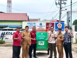 Peduli Lingkungan, PT Musim Mas Kembali Berikan 1 Unit Becak Sampah