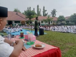 Maulid Nabi di SMPN 1 Pulau Rakyat, Ustadz Kumpul Berikan Kuis Kepada Siswa