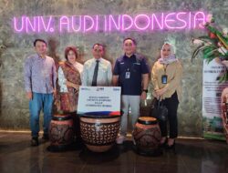 BRI BO Medan Thamrin Berikan Bantuan Komputer Ke Universitas Audi Indonesia