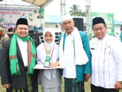 Bupati Tapsel Ajak Santri Bentengi Diri Dengan Ilmu Agama