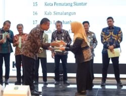 Wali Kota P. Siantar Terima 50 Sertifikat PTSL Masa Pengurusan Juli-Oktober 2023