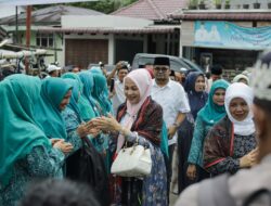 Ketua TP PKK Madina Hadiri Tablig Akbar di Kecamatan Tambangan