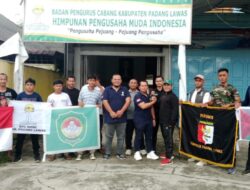 Ketua HIPMI PALAS Berangkatkan  9 Atlet Tinju Bertanding Ke Pematang Siantar