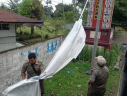 Satpol PP Siantar Tertibkan Atribut Peserta Pemilu
