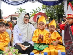 Wali Kota Lepas Pawai Perayaan Hari Kanak-kanak Nasional di Siantar