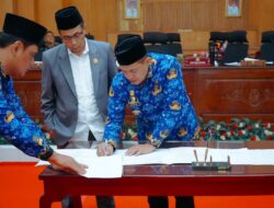 Ketua DPRD dan Bupati Batubara Tandatangani APBD tahun 2024