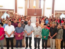 Syah Afandin Dalam Seminar Pendidikan: Ditangan Kalian Kemajuan Langkat di Masa Depan