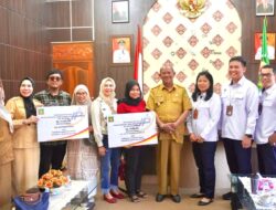 Syah Afandin Serahkan Santunan Ke Ahli Waris Korban Meninggal di Kawasan Objek Wisata Langkat