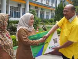 Syah Afandin Serahkan BPJS Ketenagakerjaan Untuk Operator Sekolah Dan Kecamatan Di Langkat