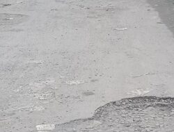 Jalan Cinta Rakyat Desa Lalang Sunggal Penuh Lubang