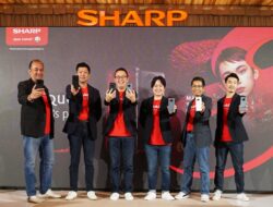 AQUOS R8s Pro Sharp Masuk Pasar Smartphone Indonesia