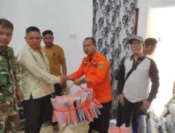 Bupati Tapsel Salurkan Bantuan Bagi Korban Banjir di Tantom