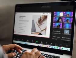 Telkom DigiUp Berikan 900 Sertifikasi Berstandar BNSP Kepada Siswa SMA dan SMK