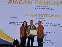 Tirtanadi Raih Penghargaan Wajib Pajak Taat Pelaporan SPT