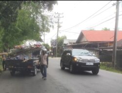 Panwaslu Babalan Tertibkan Alat Peraga Kampanye