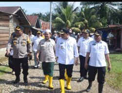 Edy Junaedi Tinjau Lokasi Banjir Di Sosa