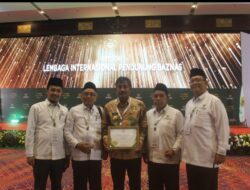 Wali Kota Binjai Amir Hamzah Terima Penghargaan Baznas Award