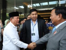 RE Nainggolan Bertemu Prabowo, Yakinkan Kemenangan 02 di Danau Toba