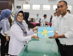 Wali Kota P. Siantar Serahkan Daftar Himpunan Ketetapan Pajak