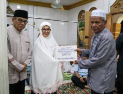 Wali Kota P. Siantar Dan Ketua Dekranasda  Lanjutkan Safari Ramadhan