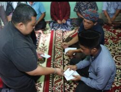 Bupati Tapsel Sambangi Rumah Bocah Korban Hanyut di Aek Badak Jae