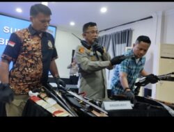 Polisi Ringkus 5 Anggota Ormas di Pancurbatu, Senpi dan Sajam Disita