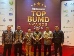 Pj Gubsu Raih TOP Pembina BUMD, Perumda Tirtanadi TOP BUMD Awards 2024
