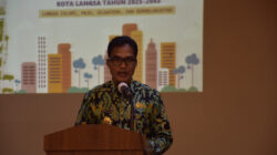 Keterangan foto: PJ Walikota Langsa Syaridin, S.Pd, M.Pd saat membuka acara Musrenbang RPJP kota Langsa tahun 2025-2045