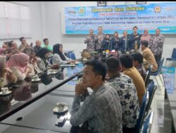 Undhar Gelar Kuliah Perdana Program Sarjana Aparatur Desa