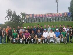 Jalin Silaturahmi Dengan Wartawan, Danwing III Kopasgat Latihan Menembak Bersama