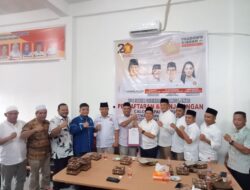 Pimpinan Parpol Dampingi PMA Mendaftar Ke DPC Gerindra Palas