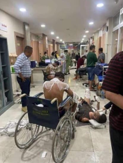 Berita Sore/Ist Para pekerja yang menderita luka bakar serius saat berada ke rumah sakit terdekat usai terjadi kebakaran akibat ledakan tabung gas oplosan di Dusun III Gang Mandor Jono Desa Sei Rotan Kecamatan Percut Seituan, Kamis (23/5) pukul 22:00.