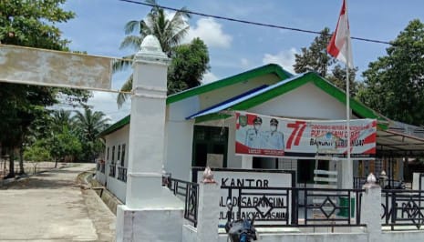 Kantor Kepala Desa Bangun, Kecamatan Pulau Rakyat. (Berita Sore/Paimin)