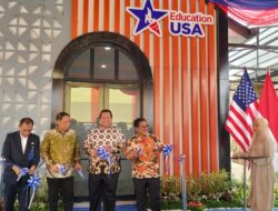 Konsul AS Resmikan EducationUSA di UMSU