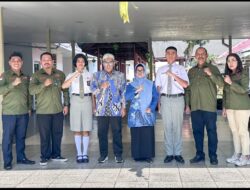 Wali Kota Pematangsiantar Lepas Dua Pelajar Ikuti Seleksi Paskibraka Tingkat Sumut