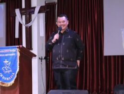 Wali Kota Gunungsitoli Ibadah di Gereja Bethani Indonesia